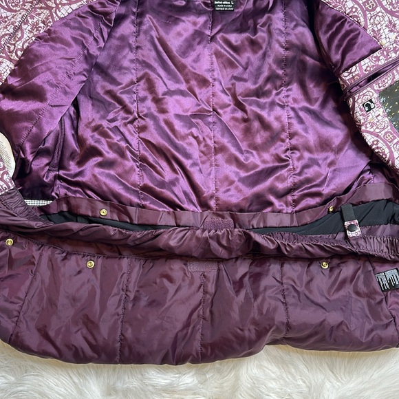 Roxy Limited Edition Hooded Snowboard Jacket Size Large - Picture 7 of 14